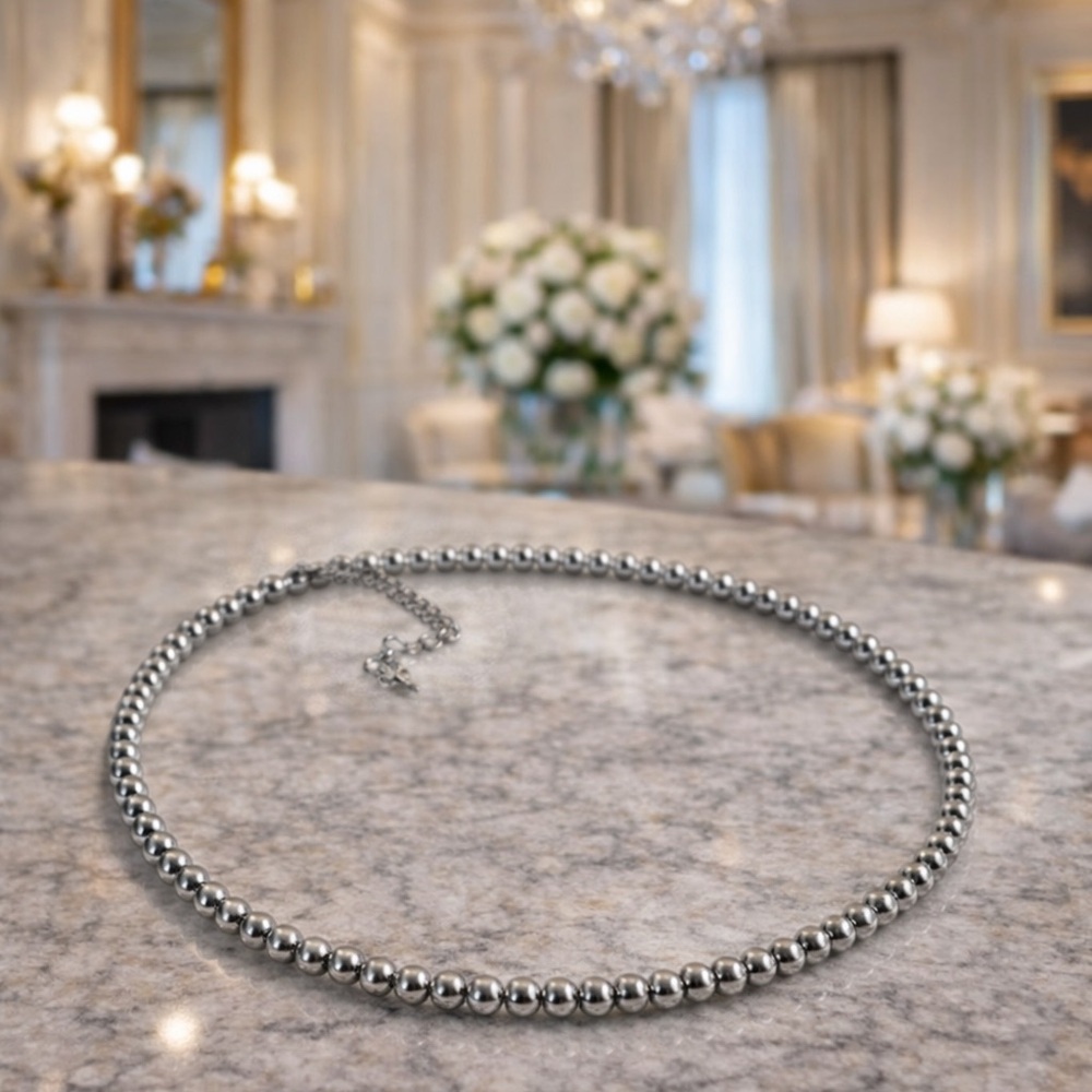 Silver beaded necklace